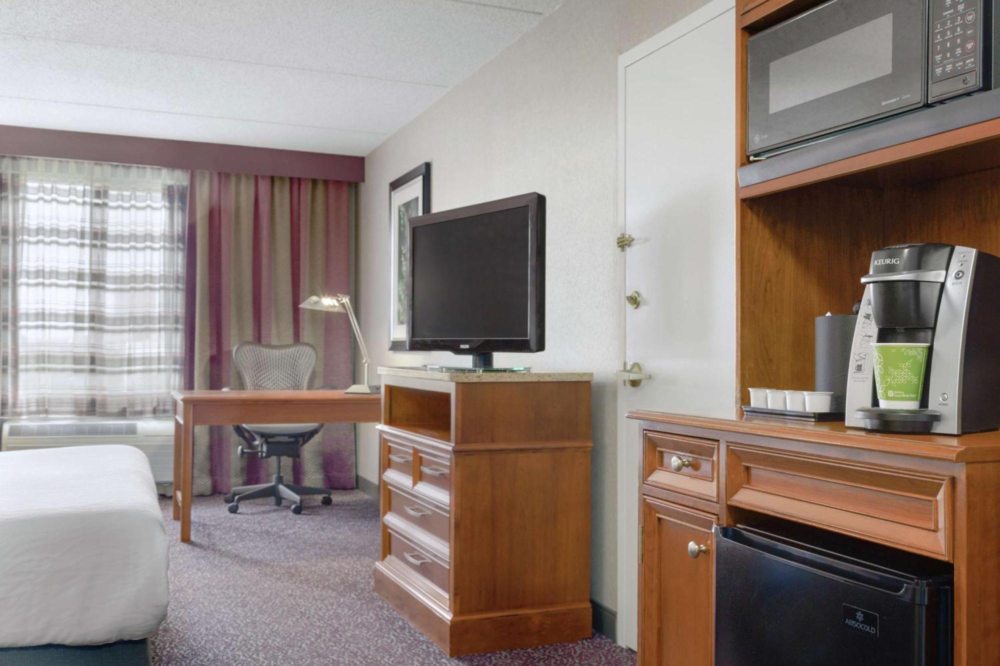 Hilton Garden Inn Springfield, Ma Eksteriør billede